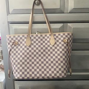 Daisy rose checkered tote